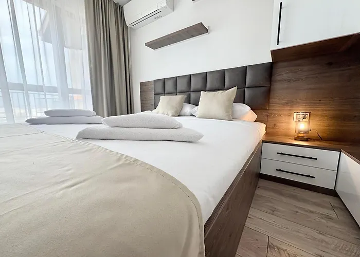 Vista 3br Free Parking شقة فارنا