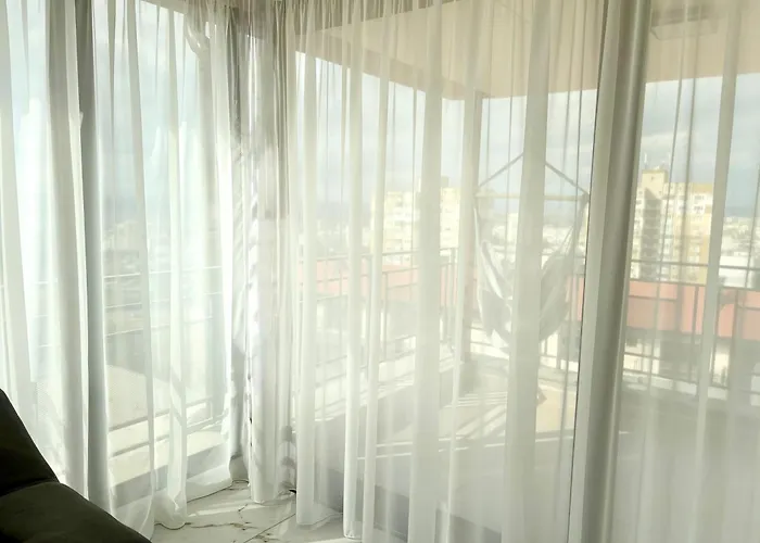 Vista 3br Free Parking * فارنا