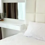 Апартамент Vista 3br Free Parking Варна
