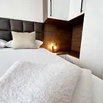 Апартамент Vista 3br Free Parking *