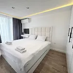 Апартамент Vista 3br Free Parking Варна