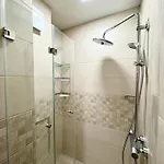 Vista 3br Free Parking Апартамент