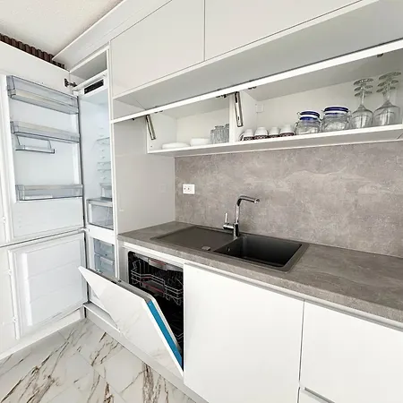 Vista 3br Free Parking Διαμέρισμα *