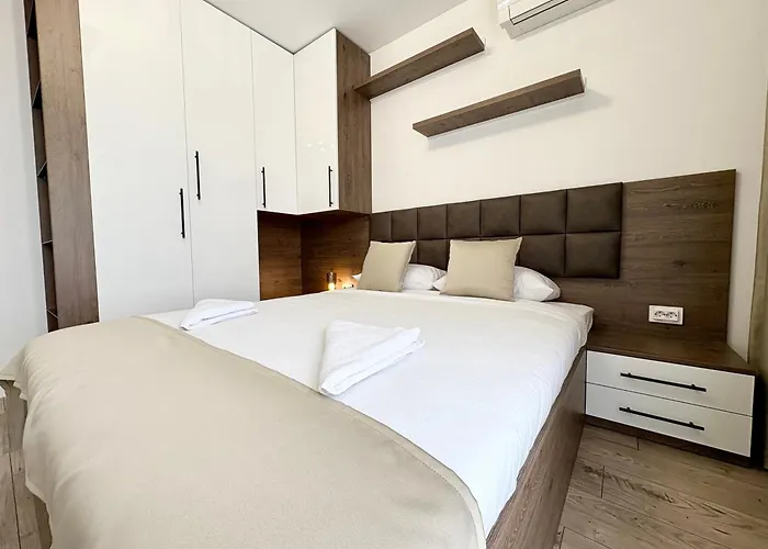 Vista 3br Free Parking Apartment Varna